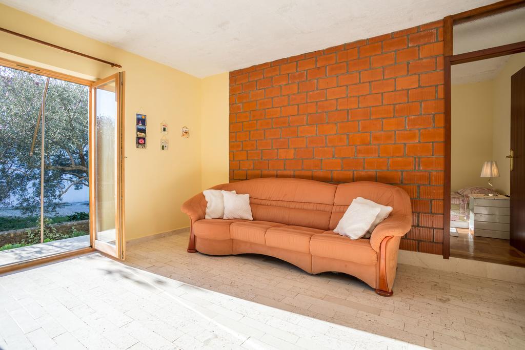 Apartment Srecko Vinisce Exterior foto